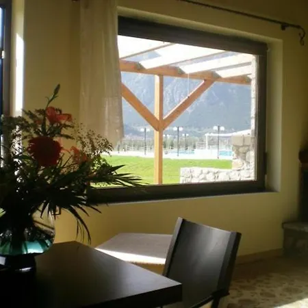 Ktima Kletsa شقة فندقية 3*