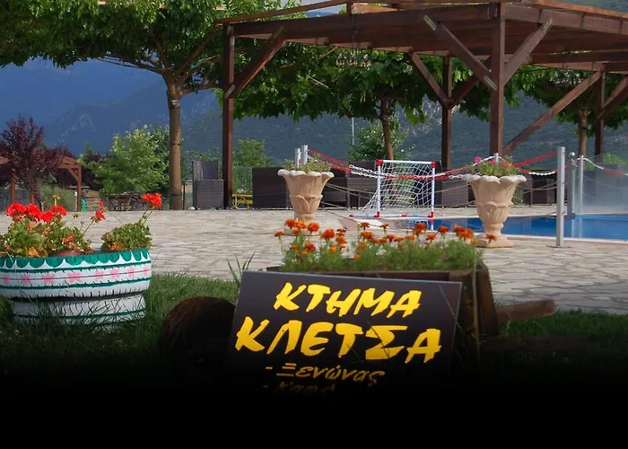 凯迪玛凯乐特斯塔公寓式酒店 3* Graviá